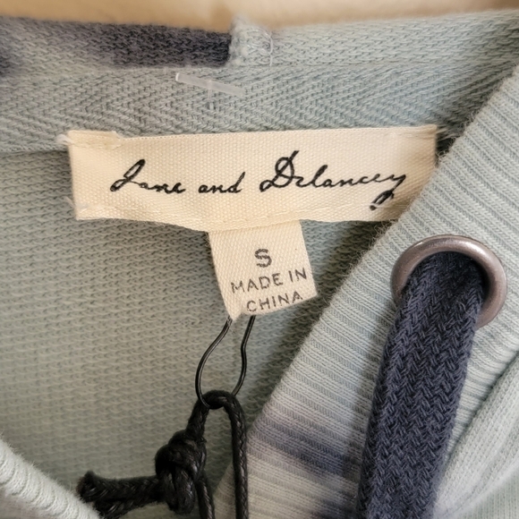 NWT Jane & Delancey | Splotchy Tie Dye Hoodie Sweatshirt Size Small - Picture 3 of 5